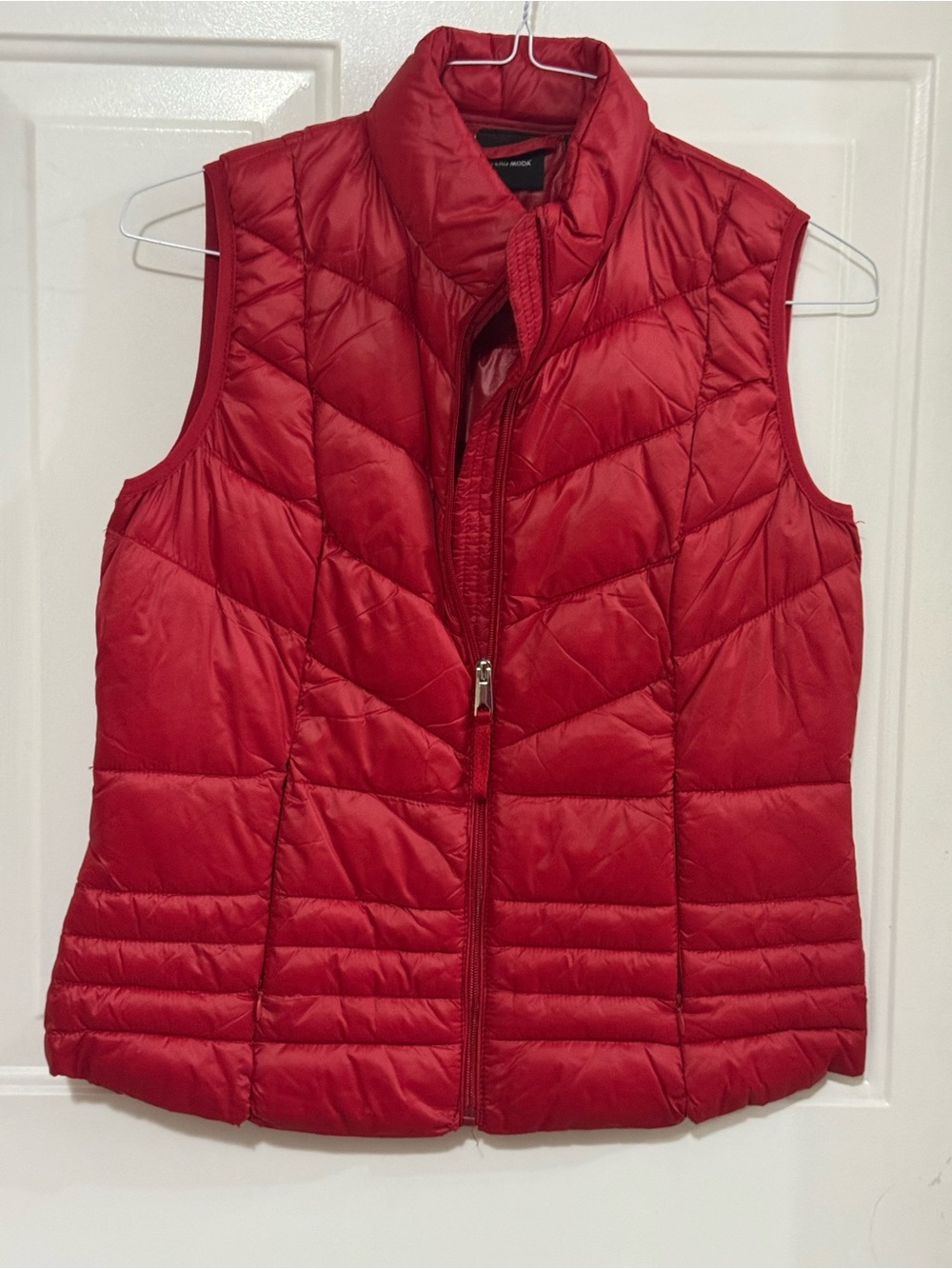 Women's Red Quilted Puffer Vest